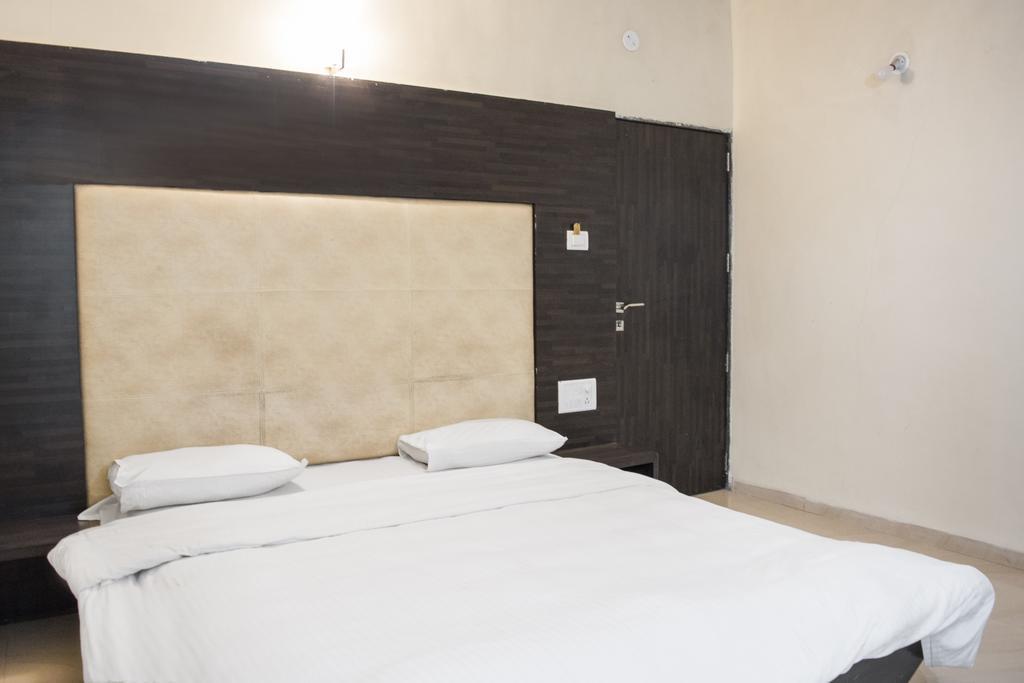 Skyinn Bungalow Mahabaleshwar Bagian luar foto